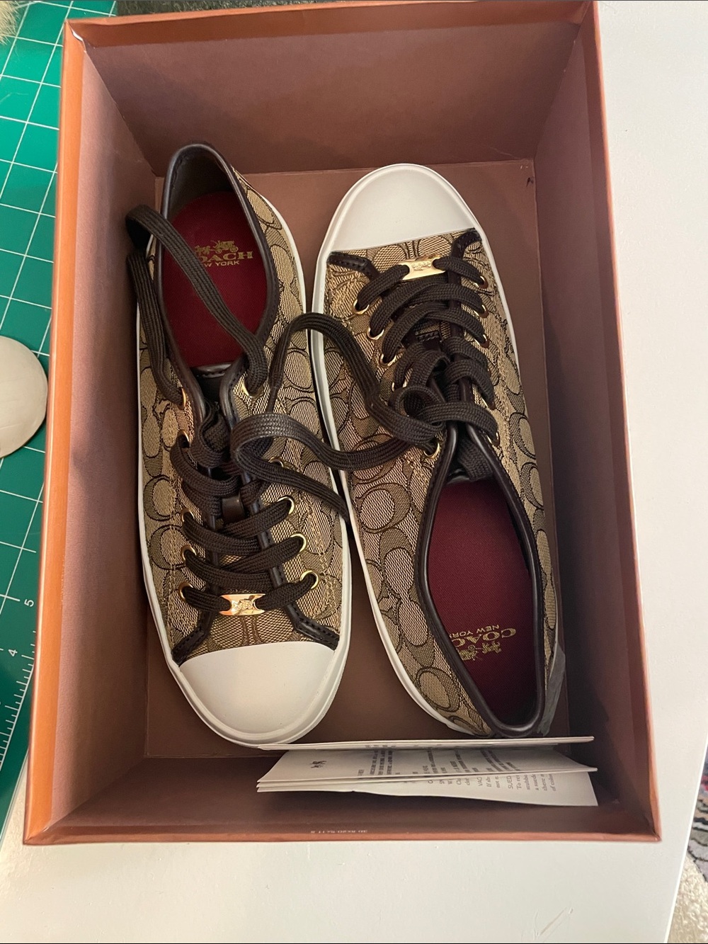 COACH Signature Outline Canvas Empire Low-Top Sneakers (Designer) New In Box! - Picture 9 of 9